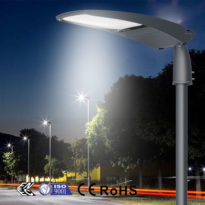 Điều khiển thông minh 24750lm Đèn LED chiếu sáng đường phố ngoài trời Bảo vệ chống sét lan truyền