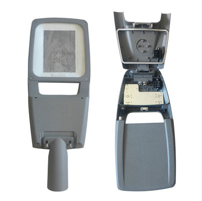 Đèn đường LED ngoài trời có tính năng bảo vệ IP66 và hiệu quả chiếu sáng cao phù hợp với các chiều cao lắp đặt khác nhau