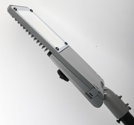 120° Beam Angle LED Street Light Housing In Dark Gray 50 năm tuổi thọ Độ bền cao