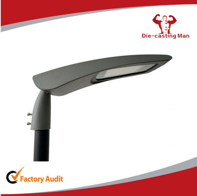 Die Casting Nhôm Led Street Light Nhà ở với khung / bộ điều chỉnh