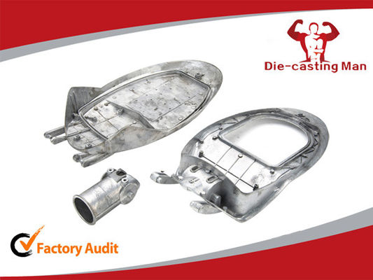 Đèn LED nhôm hiệu quả cao Nhà ở đường dành cho đường bộ 880 X 380 X 180mm